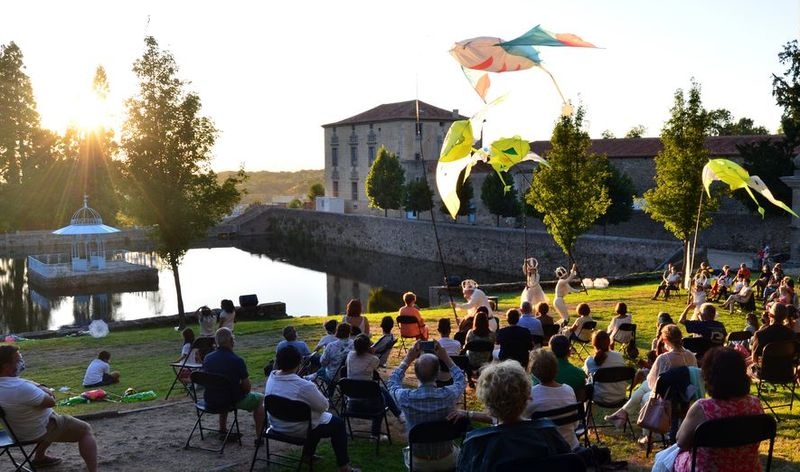 Disfruta El Bosque de Béjar con visitas guiadas, talleres para niños y teatralizaciones