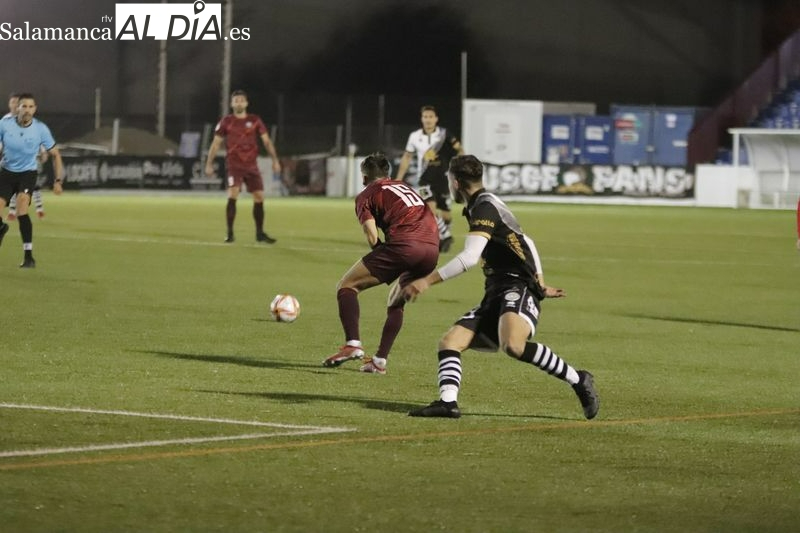 Nuevo lío con el DUX en el grupo de Unionistas: se aplaza el partido con el Dépor y el club podría ser desinscrito de Primera RFEF