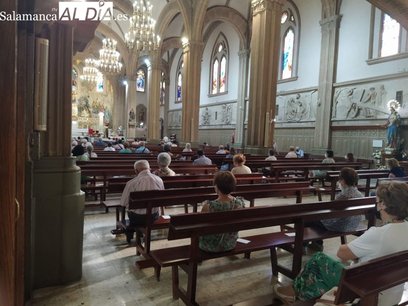 Las iglesias, semivacías en verano
