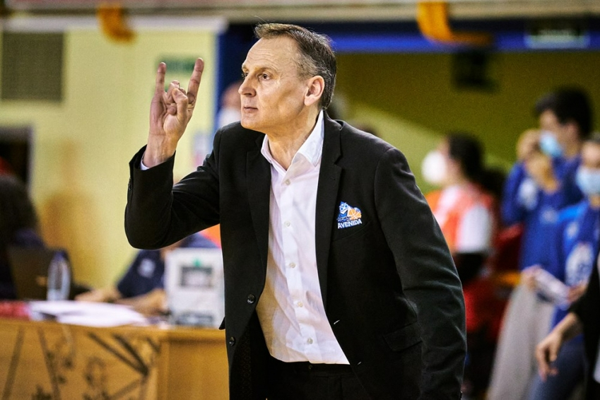 Este es el cuerpo técnico de Íñiguez en el Perfumerías Avenida