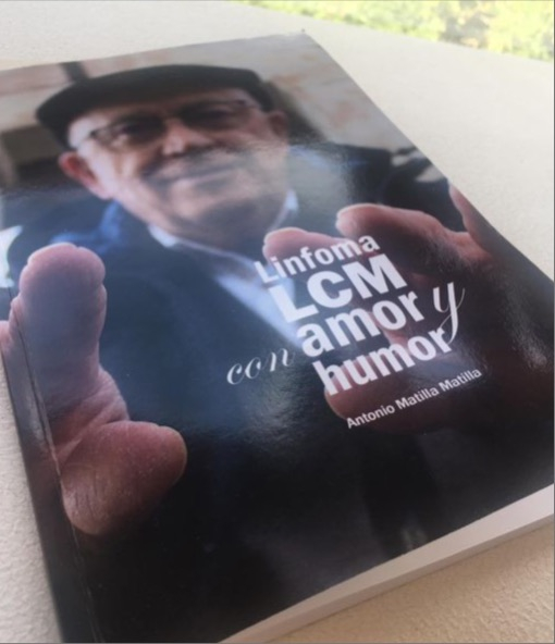 Con las manos abiertas