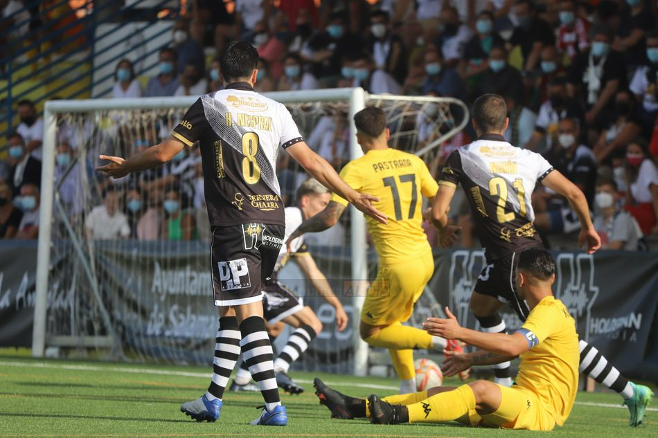 La Federación saca a subasta la plaza del Extremadura en Segunda RFEF por dos millones de euros