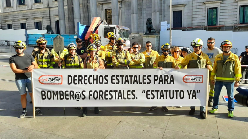 Los bomberos forestales convocan una concentración en Madrid