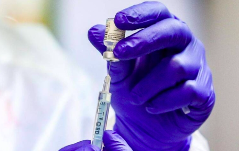 Hipra prepara 250 millones de dosis a la espera de la autorización de la EMA