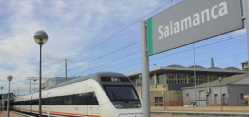 Más de 800 salmantinos adquieren en los dos primeros días el bono gratuito para viajar en tren