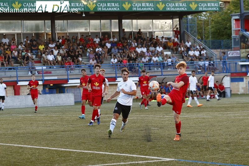 El Salamanca UDS cae ante el Santa Marta con un gol de penalti 