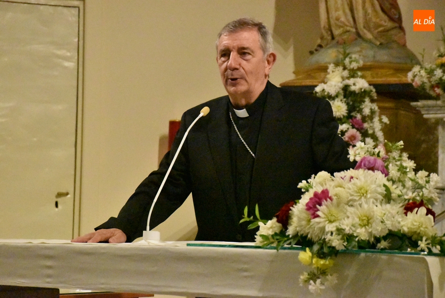 El Obispo de Salamanca pide a la comunidad diocesana orar por la paz en Nicaragua y en el mundo