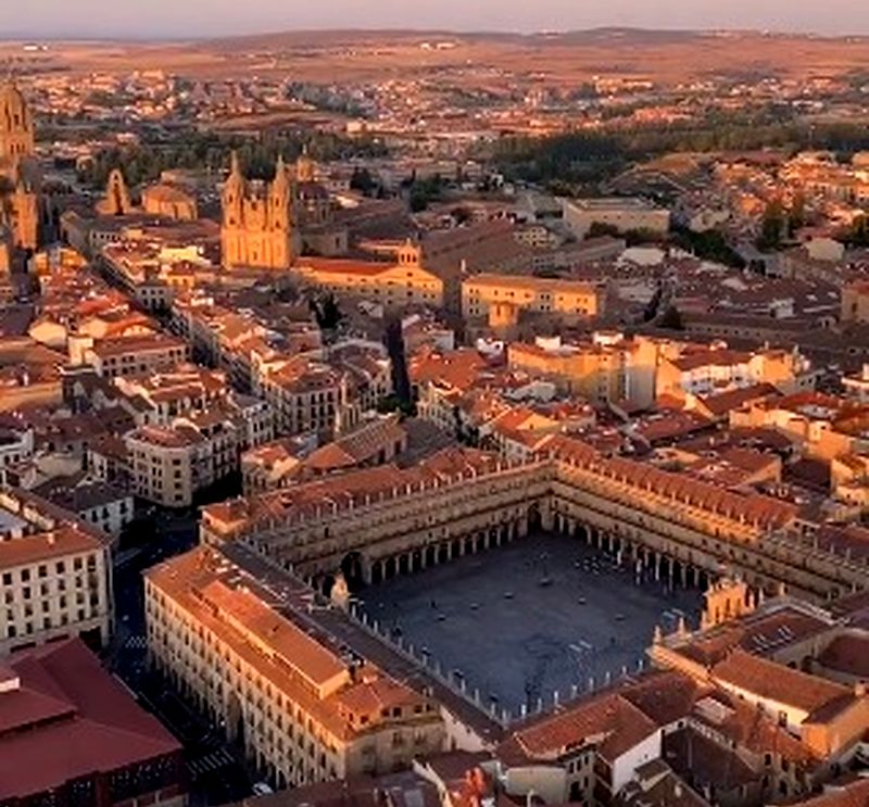 Ya puedes ver el vídeo de Salamanca desde un balcón en las nubes