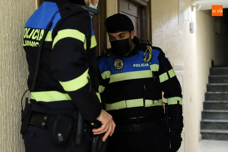 Detenido un varón en la avenida de la Salle que tenía cuatro requisitorias para entrar en prisión por una pelea de pareja