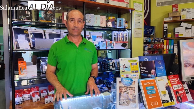 En Reyconet ofrecemos telefonía móvil y conexión a Internet con los 13 mejores operadores del mercado