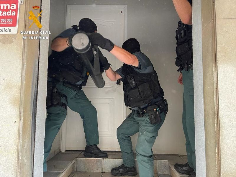 Desarticulada una de las más importantes vías de abastecimiento de hachís de Salamanca