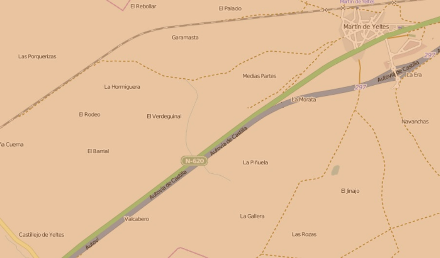 Fallece una mujer en el choque de una furgoneta y un camión a la altura de Martín de Yeltes