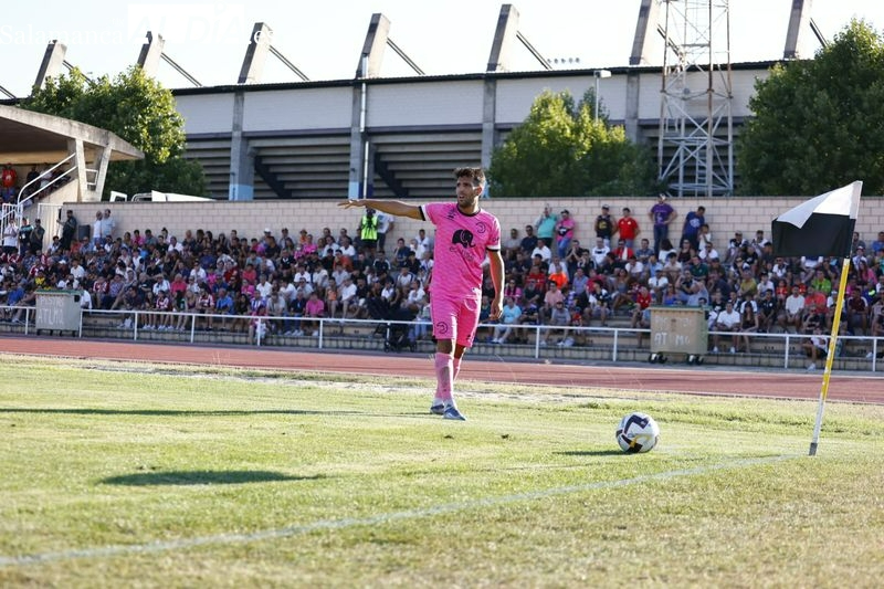 Unionistas busca su primera victoria a costa del Linares en el regreso a Las Pistas 
