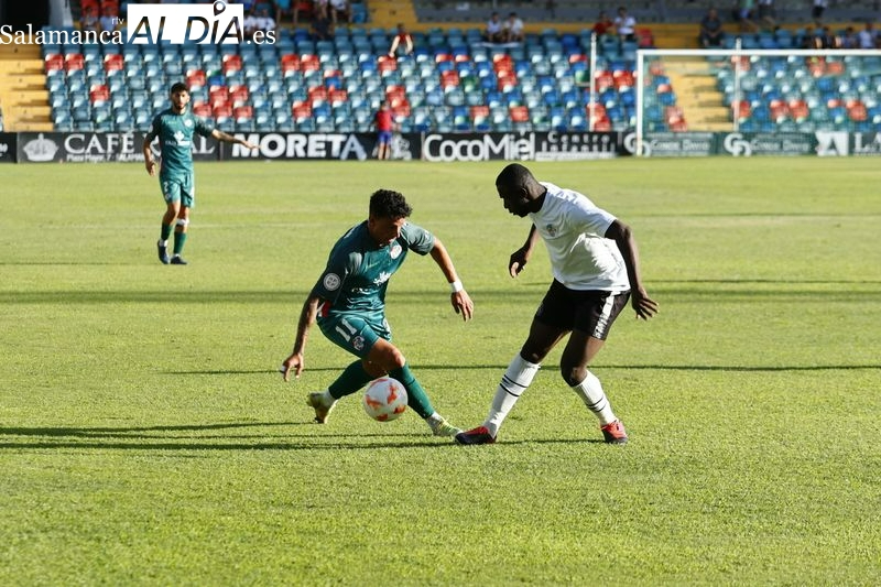Lío con el horario del primer partido del Salamanca UDS en el Helmántico por coincidir con los toros