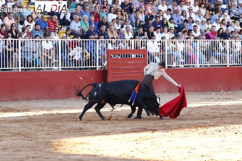 La plaza, de nuevo llena para disfrutar con los alumnos de la Escuela de Tauromaquia