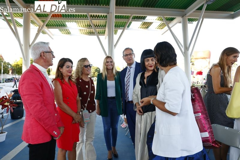 Huerta Otea se engalana de fiesta con el pregón de Fely Campo 