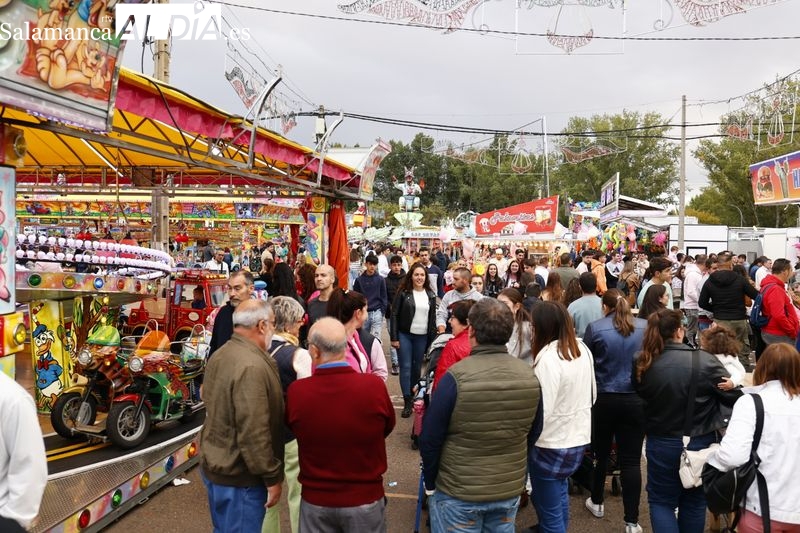 Buen ambiente en la última jornada de las atracciones de la Aldehuela 