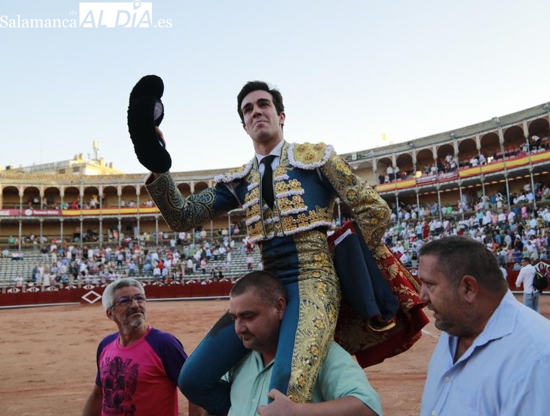 Rufo abre la puerta grande en su debut en La Glorieta