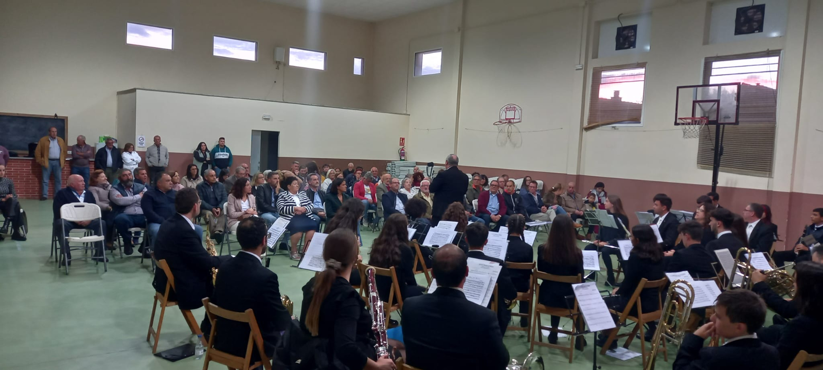 La Banda de Música de Alba inicia las fiestas de San Miguel en Galinduste