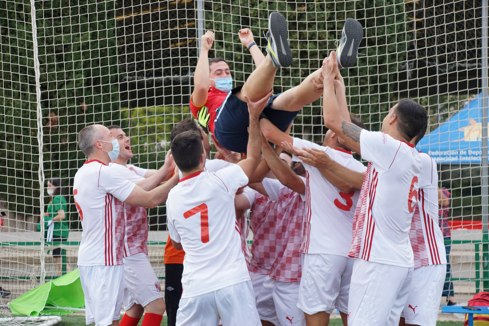 Varios salmantinos defienden el título de campeón de fútbol 7 inclusivo con la selección de Castilla y León