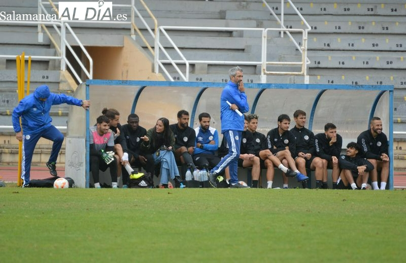 María y el once del Salamanca UDS que probó ante el filial: Generalmente mezclo, no por vosotros, sino por el jugador