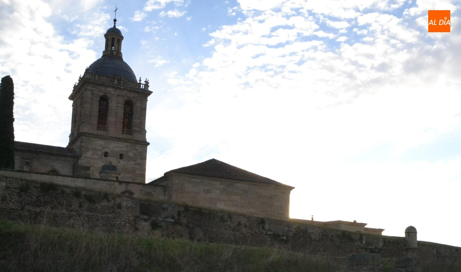 La Diputación sufragará visitas de escolares de la provincia a Miróbriga y Siega Verde