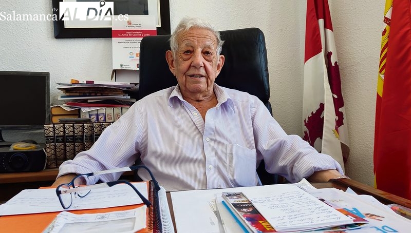 A los vecinos les diría que apoyen lo que sea bueno para el pueblo, esté yo o no de alcalde