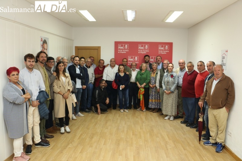 El PSOE hace piña en Vitigudino con una nueva sede de cara a las elecciones municipales