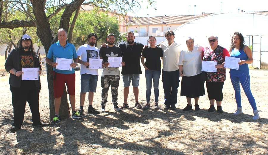 Llega a su final la acción en agricultura ecológica de Cáritas, que ha contado con 8 alumnos
