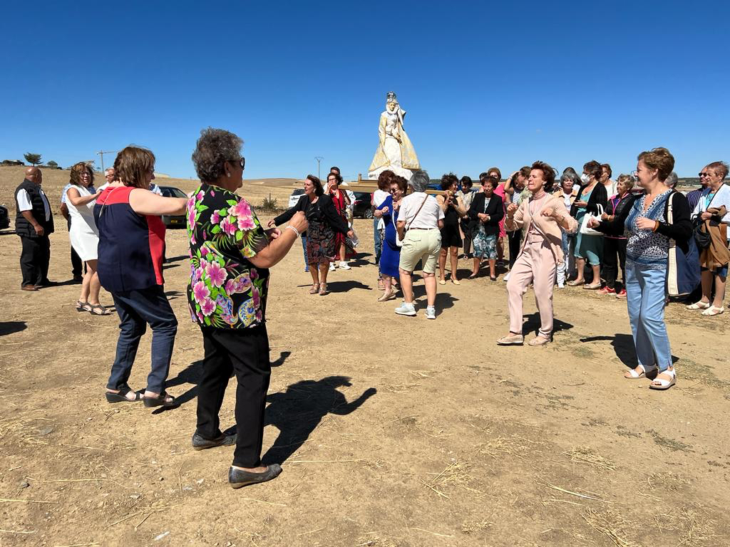 Devoción a la Virgen de Otero en su festividad