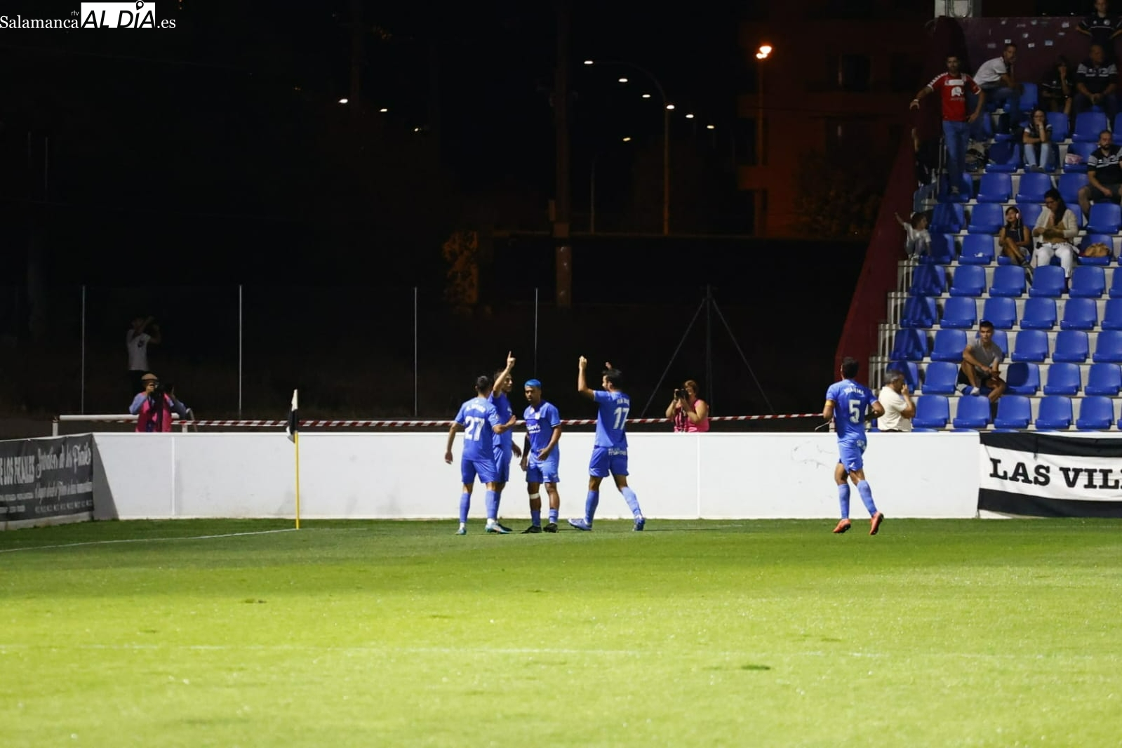 Bolaño, expulsado por celebrar su gol agarrándose los genitales delante de la afición de Unionistas
