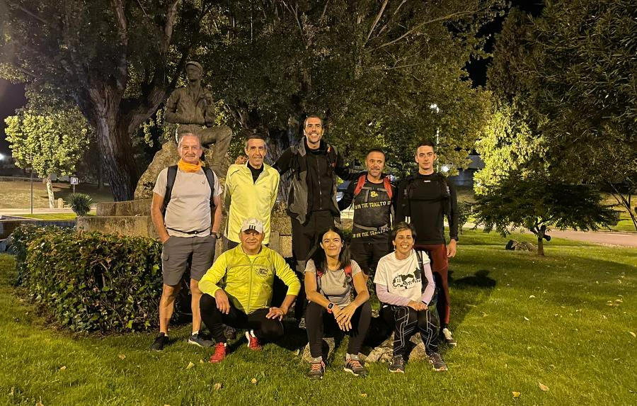 Ocho mirobrigenses van andando desde Ciudad Rodrigo hasta la Peña de Francia
