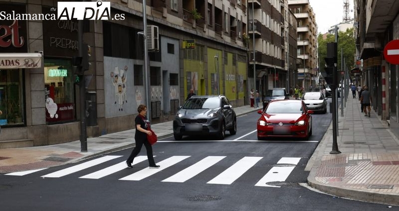 Vuelve el tráfico a la calle Álvaro Gil tras ocho meses de obras 