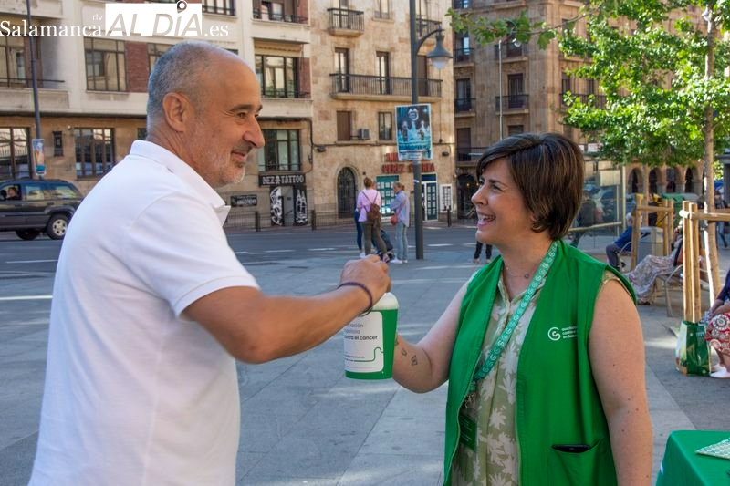 La Cuestación anual de la Asociación Contra el Cáncer supera los 22.000 euros en Salamanca