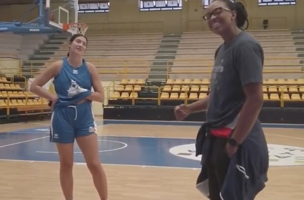 Erica McCall pisa Salamanca y ya suma en el Perfumerías Avenida