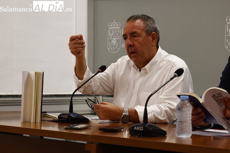 Crónicas salmantinas a dos carrillos, el libro de Santiago Juanes para disfrutar con nuestra gastronomía