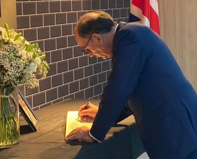 El presidente de Iberdrola muestra sus condolencias al pueblo británico por el fallecimiento de Isabel II