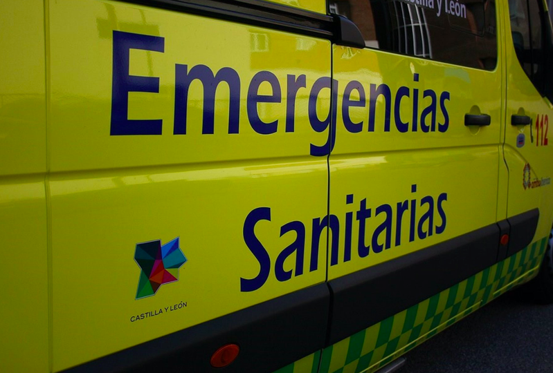 Una persona herida con quemaduras y otra afectada por humo en un incendio en una vivienda de Salamanca