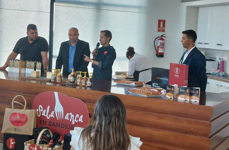 Miel, queso y hornazo, protagonistas este viernes de Salamanca en Bandeja