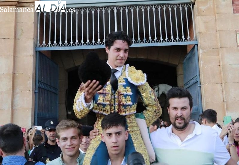 Mario Navas deja su sello en La Glorieta y abre la primera puerta grande