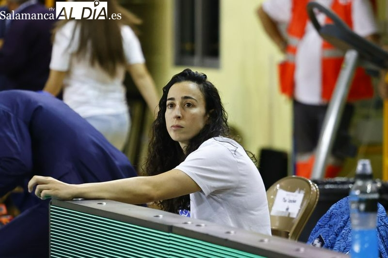 Silvia Domínguez, un mes de baja en el Perfumerías Avenida; Reisingerova, también lesionada