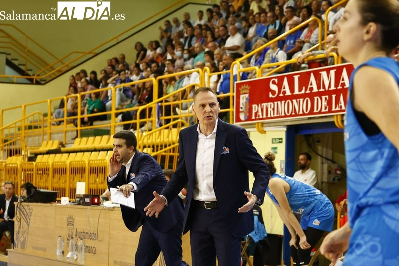 Íñiguez, sobre la afición del Perfumerías Avenida: Hoy se ha vivido comunión con la gente y les hemos dado una pequeña alegría