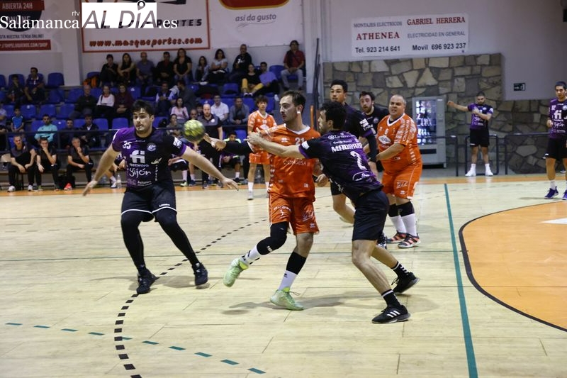 Derrota del BM Salamanca en casa a manos del Finetwork Gijón (27-31)