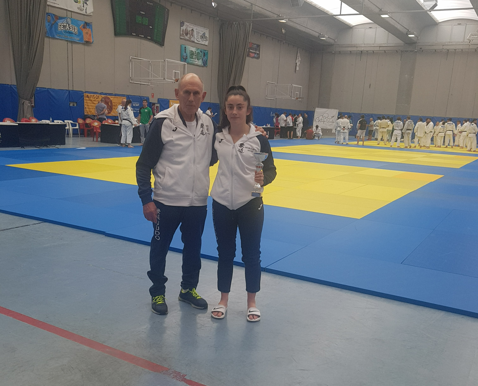 El judo salmantino triunfa en la Copa de España con un tercer puesto de Carla Mateos