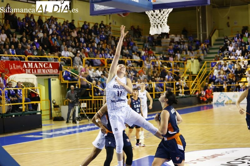El Perfumerías Avenida se pega un atracón ante el Cukurova para empezar la Euroliga (83-66)
