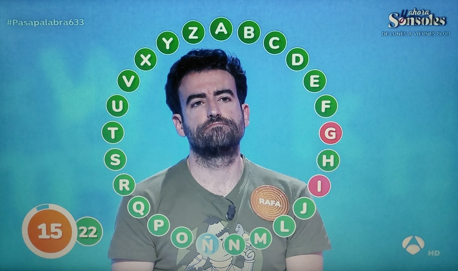 Contiene la Ñ, apellido del arquitecto que realizó la portada del Convento de Santa Clara de Ciudad Rodrigo