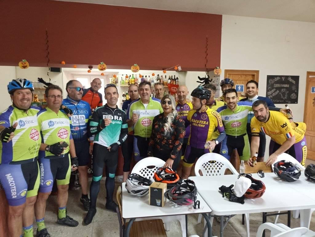 El Club BTT Domingueros Macotera organiza una ruta por el rio Margañan