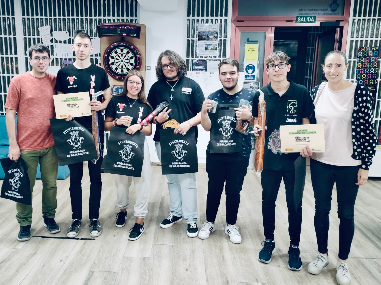 El Torneo de Dardos de las fiestas patronales corona como ganador a Javier García