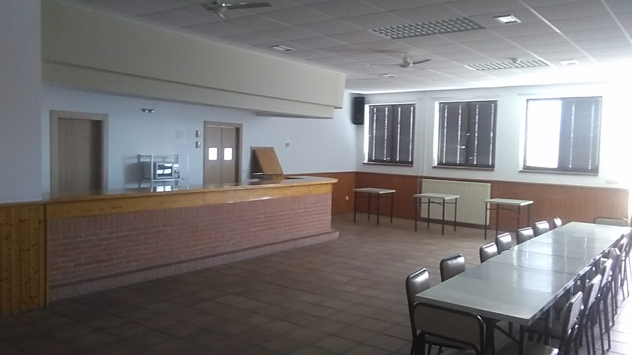 El Ayuntamiento de Campo de Peñaranda ofrece en alquier el reformado bar del centro multiusos