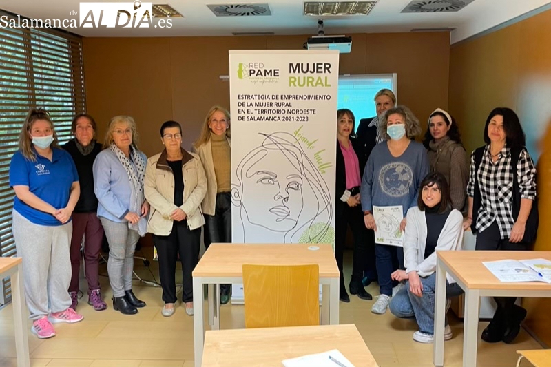 Más de una docena de empresarias se reúnen en el CITA para abordar los estímulos frente al consumo local 